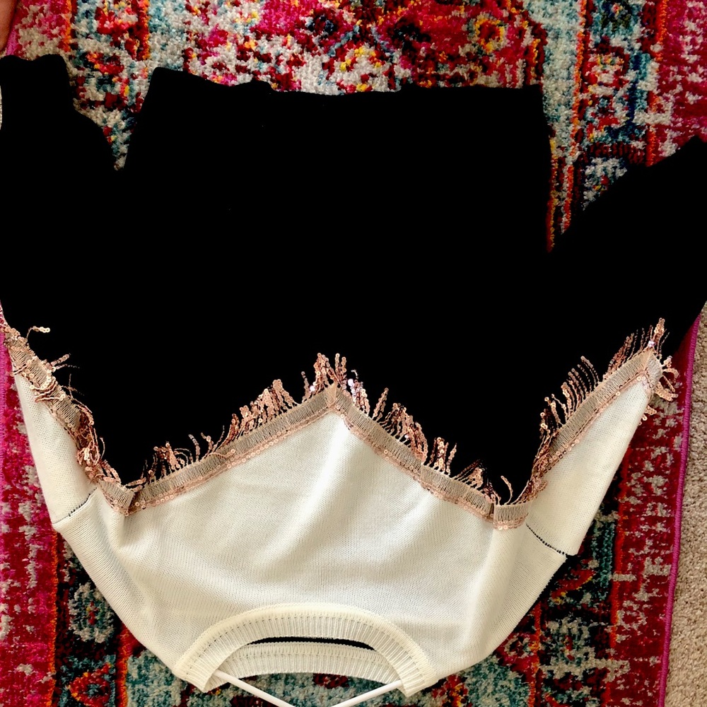 Women’s sweater size large